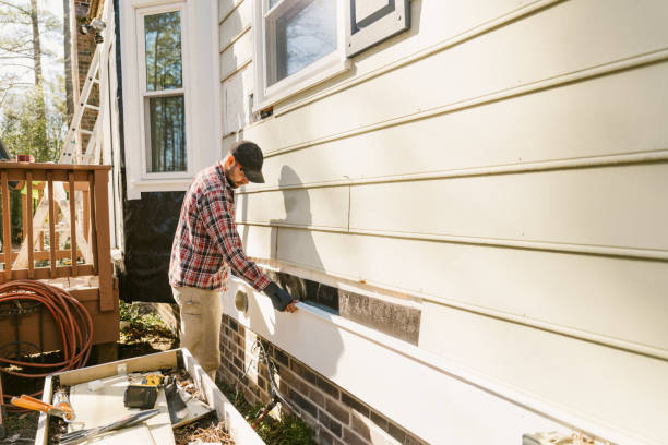 Top rated local Emergency Siding Repair specialists in Estero, FL
